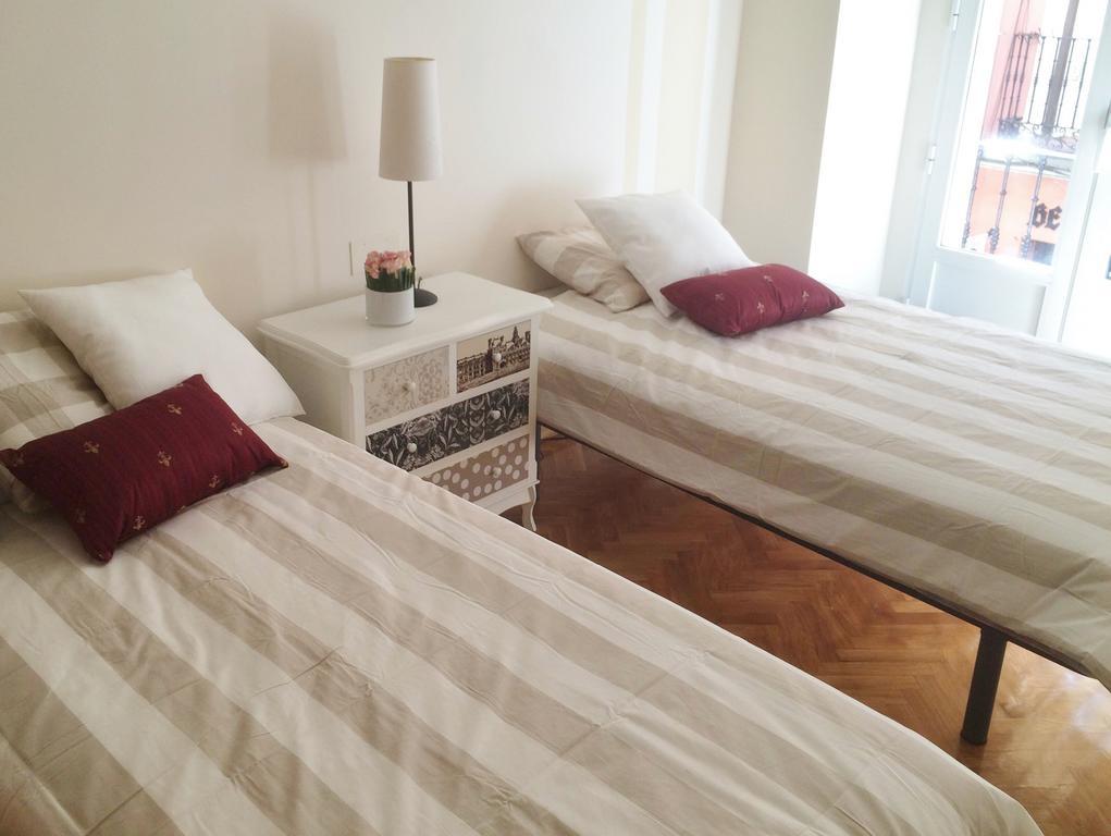Almaden Apartment Madrid Buitenkant foto